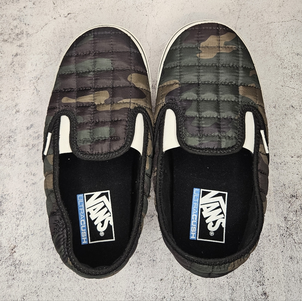 Brand New Vans Slip-Er 2 Woodland Camo Slip-On / Women's Size 7 / Mens Size 5